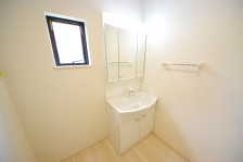 AQO⒩̐gxxȂǁAKɂgʒEߏB 