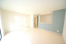 LXƂrO͌ڂłȂASJIɂĂ锤łB 