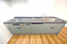 �H��􂢊����@����������Ă���̂ŐH��̐􂢕����y�X�ł��B 