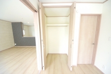 Ƃ̍L^[B̈ߗނ̎[ɉAɂ͈oߑu܂B 