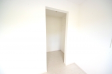 ��Ƃ�̍L�����������^���[�B�������̈ߗނ̎��[�ɉ����A�����ɂ͈��o����ߑ������u���܂��B 