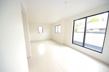 �o���R�j�[�ɖʂ�����������閾�邢�������́A�C�����̂��������}����ꂻ���ł��ˁB 