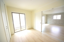 Sn̗ǂԂ́A炵̃Xe[WʂAŜ₷炬Ɩ^Ăł傤B 