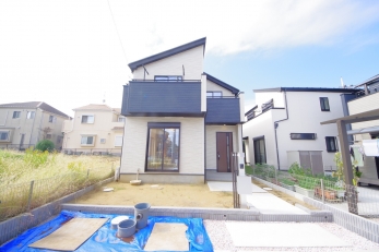 �����������X�ɂӂ��킵����Ƃ肠��Ȃ܂����A�Z�ގ҂ɖ������ƈ��S����^���Ă����͂��ł��B 