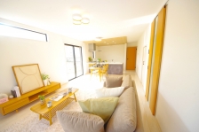 ��炵��������A���K�ɁA�Ί�ɂȂ���Ԃ�����Ă��܂��B 