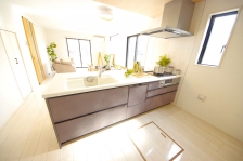 �J�����̂���L�b�`���X�y�[�X�͓��X�̉Ǝ��������Ɗy�����Ȃ�͂��ł��B 