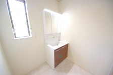 AQO⒩̐gxxȂǁAKɂgʒEߏB 