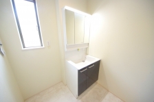 AQO⒩̐gxxȂǁAKɂgʒEߏB 