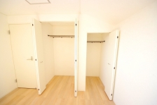 Ƃ̍L^[B̈ߗނ̎[ɉAɂ͈oߑu܂B 