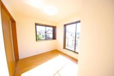 R荞߂傫ȑBQʍ̌Ȃ̂ŁA荞߂głB 