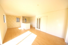 LXƂrO͌ڂłȂASJIɂĂ锤łB 