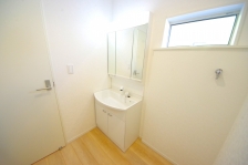 Ƃ̐ʃXy[XŒ̐gxxKX[YɁB 