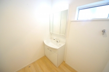 AQO⒩̐gxxȂǁAKɂgʒEߏB 