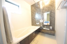 �J�̓��ł����󕨂�������̊����@�t���̗����ł��B 