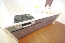 ���������Ȃ��烊�r���O�S�̂����n����̂ŁA���q�l���V�񂾂�׋����Ă��Ă��ꏏ�ɋ�Ԃ����L�ł��܂��B 