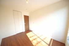 ���R�Ƃ�����ԉ��o�A�I�[�i�[�l�ɂƂ��ĉ��K�ȗ��z�̕�炵�̎��������͂����܂��B 